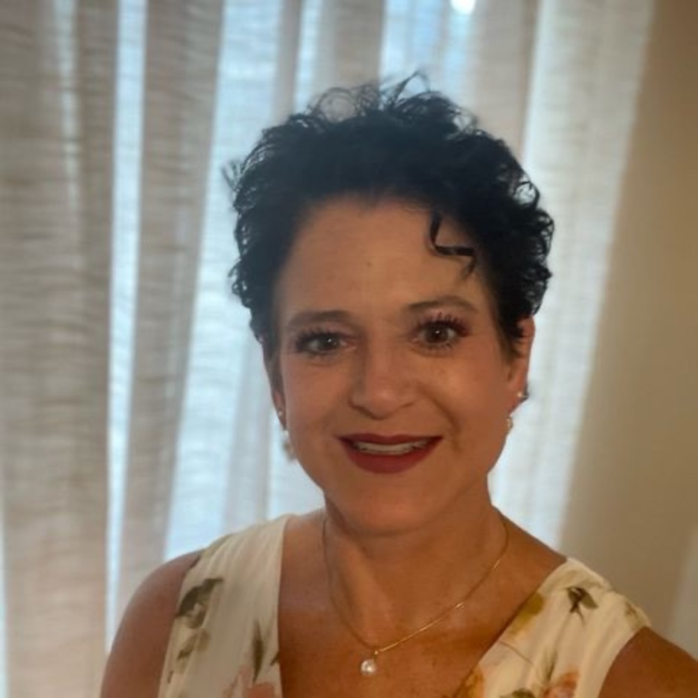 Meet your Posher, Deborah
